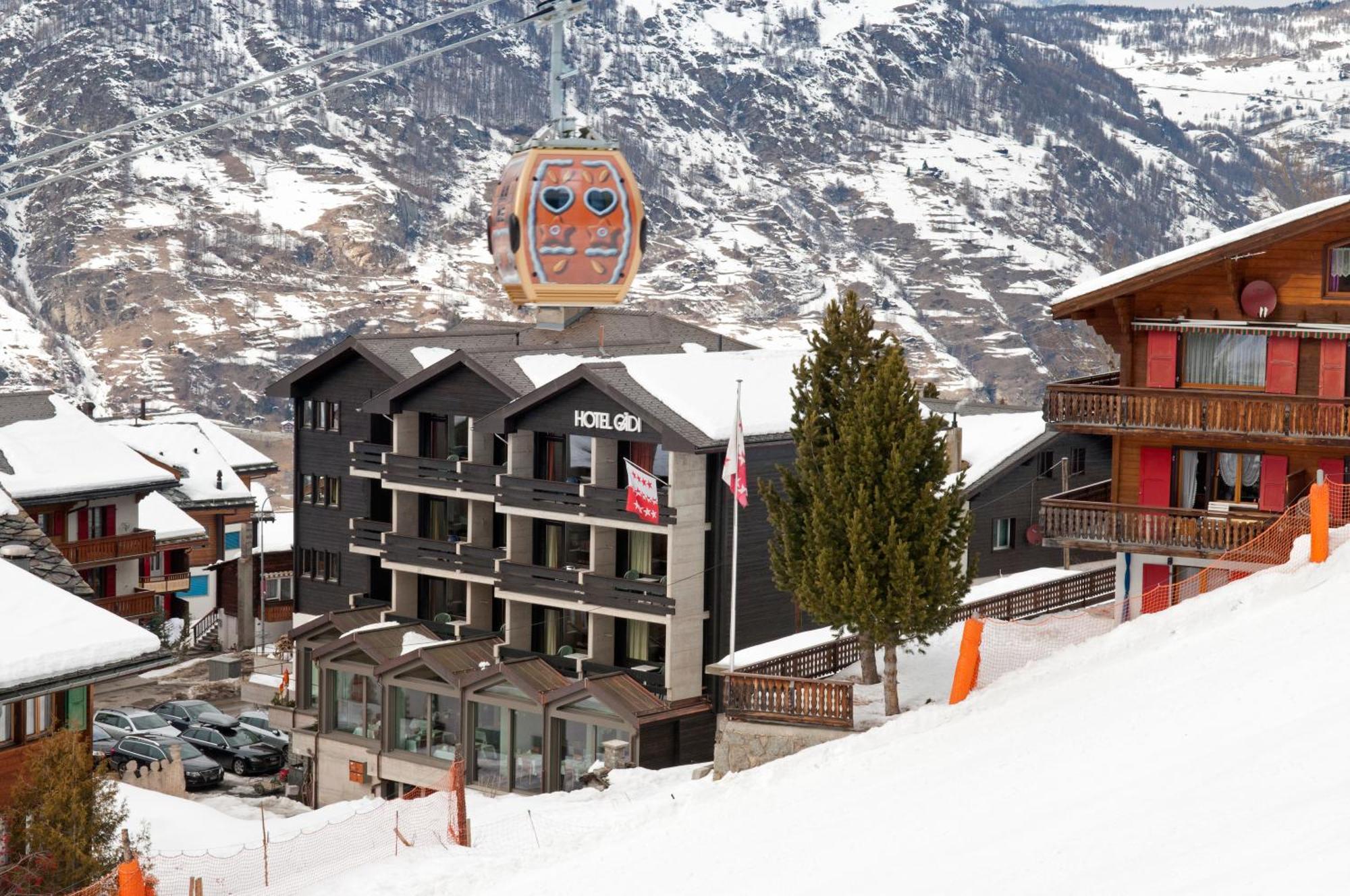Hotel Gaedi Grachen Bagian luar foto