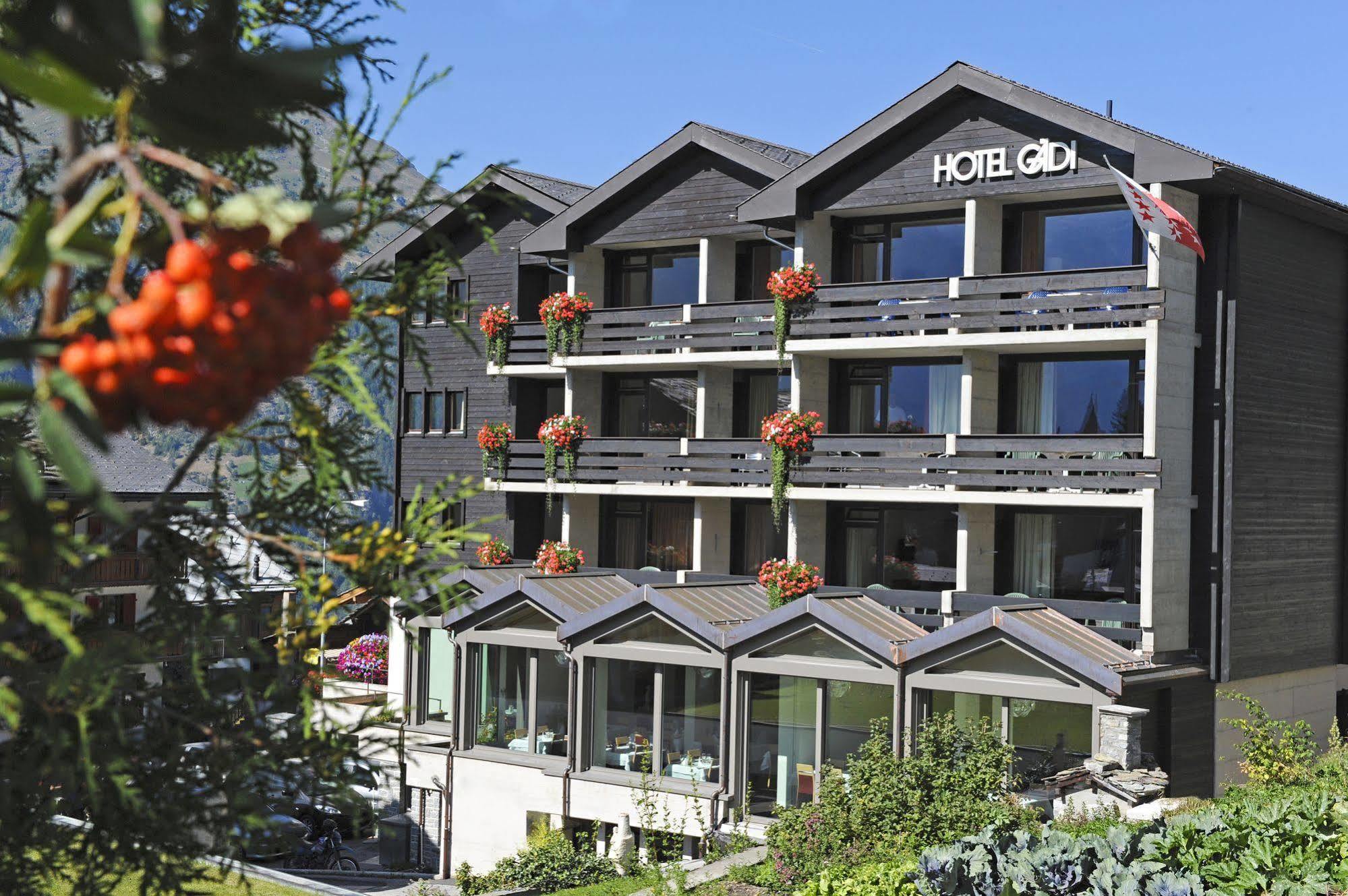 Hotel Gaedi Grachen Bagian luar foto
